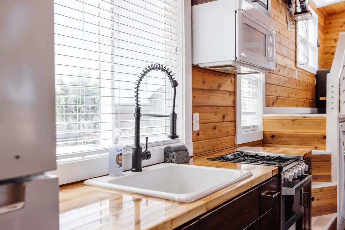 Villa Harrington Tiny House Apple Valley Exterior foto